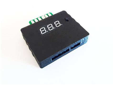 Voltmeter For C C Vic Ii Live Voltage Display At Your Commodore