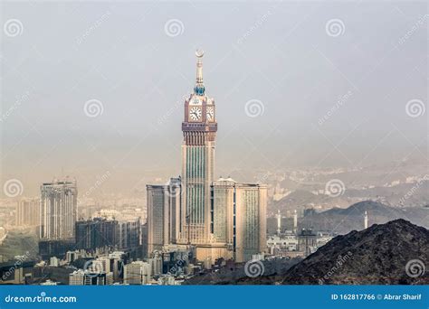 Skyline With Abraj Al Bait Royal Clock Tower Makkah In Makkah Saudi Arabia Night Photo Stock