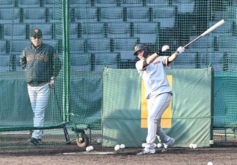 巨人岡本和真不在でcs初戦へ、原監督打順は「あなた達で考えなさいよ笑」 プロ野球写真ニュース 日刊スポーツ