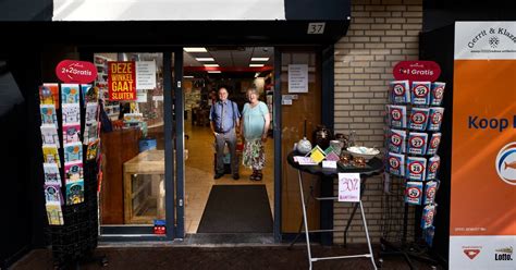 Gerrit 66 En Klazien 70 Stoppen Na 34 Jaar Met Hun Zaak In Helmonds