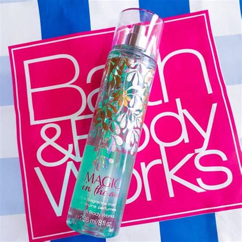 Jual BBW BATH AND BODY WORKS FRAGRANCE MIST 236 ML DARK KISS GINGHAM ATHOUSANDWISH MADABOUTYOU
