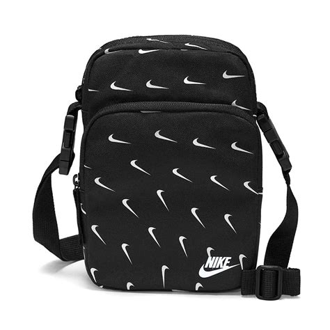 Mua T I Eo Ch O Nike Heritage Crossbody Bag Black White Dm M U