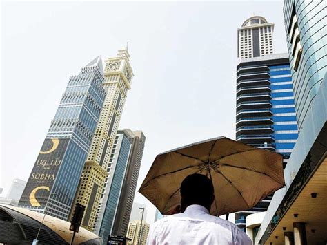 10 Advantages and Disadvantages of Living in Dubai