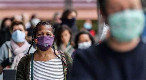 Coronavirus des médecins réclament le masque obligatoire dans les