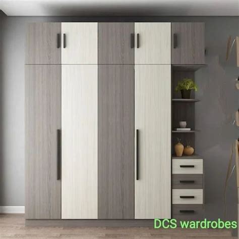 3 Doors Wooden Almirah Wardrobe With Locker At Rs 1250 Sq Ft In