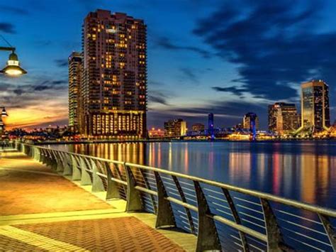 Top 4 Things to Do in Southbank Riverwalk Jacksonville