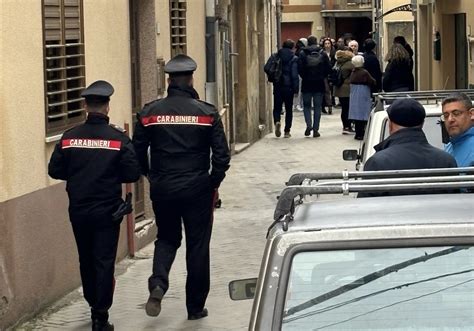 Imprenditore Ucciso A Coltellate Enna La Polizia Ha Arrestato Il Figlio