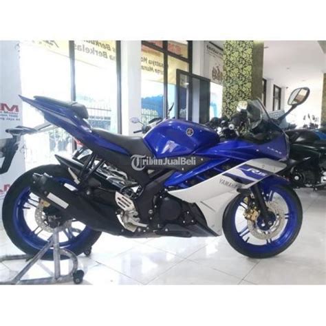 Motor Yamaha R15 V2 2016 Bekas Warna Biru Mesin Standar Surat Lengkap