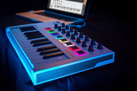 Arturia Minilab Mk Usb Midi Keyboard Kytary Ie