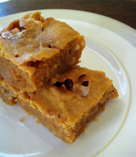 Sweet Potato Marshmallow Bars with White Chocolate Chips - Kitchy Cooking