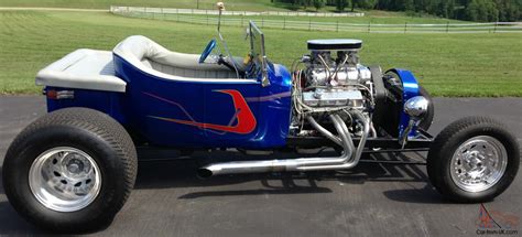 Vintage Hot Rod Model T T Bucket