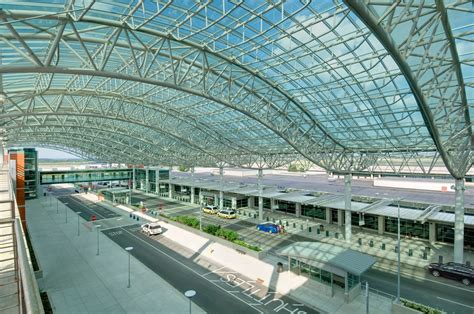 Gerald R Ford International Airport Terminal Area And Parking