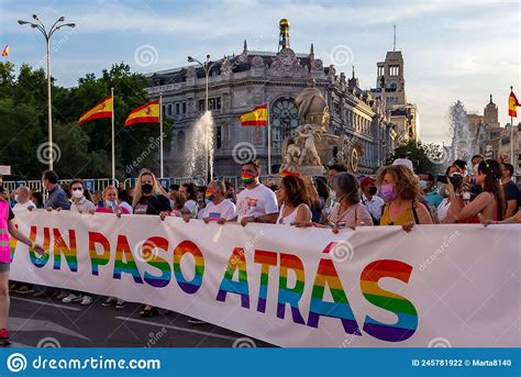 Madrid Spanha De Junho De Madrid Comemora O Dia Do Orgulho Gay Fotografia Editorial