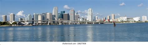 325 Miami Skyline Drawing Images, Stock Photos & Vectors | Shutterstock