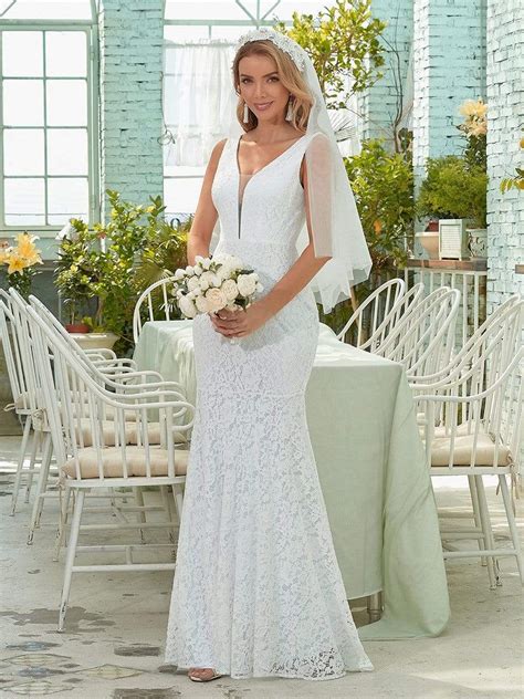 Simple Lace Wedding Dresses