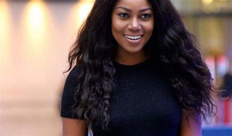 Yvonne Nelson Married