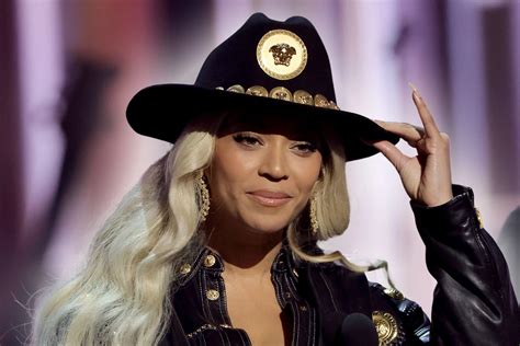 Beyoncé Shatters Records Cowboy Carter Tops Billboard Country Chart