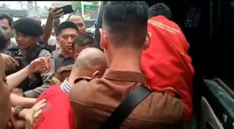 Kejaksaan Tahan Tersangka Korupsi Bimtek Kades Lampung Utara