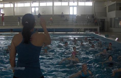 Aula de Hidroginástica Natação livre e Corrida CM Ílhavo