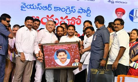 Social Reformer Modern Phule YSRCP BC Leaders Deluge Jagan With