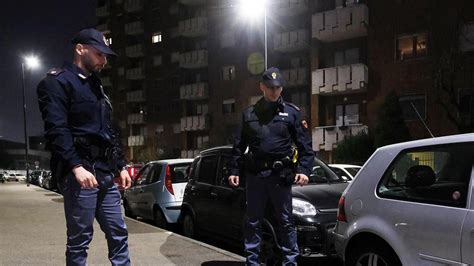 Ferito A Colpi Di Machete A Torino Perde Una Gamba Fermato Per Tentato