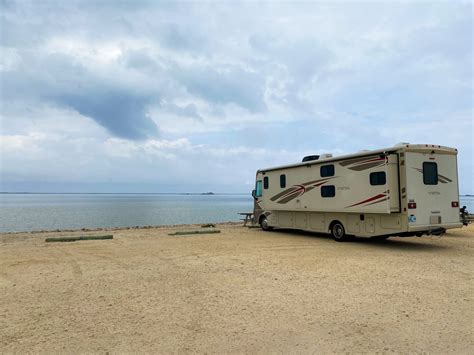 The Best RV Beach Camping in the Southern U.S. - Getaway Couple