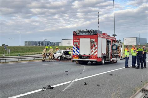 Flinke Ravage Door Ongeval Op Snelweg Rijksweg A R In Hendrik