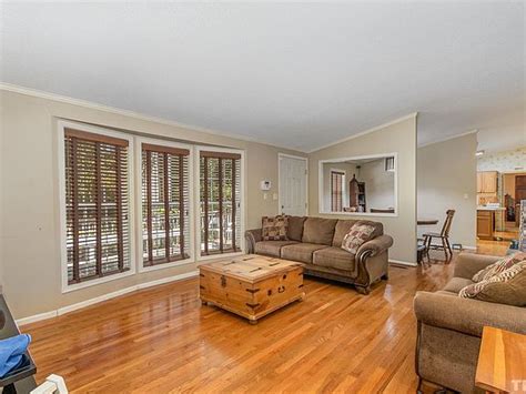 6592 Pebble Ln Oxford Nc 27565 Mls 2537462 Zillow