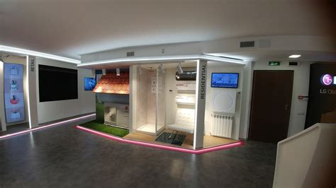 Lg Electronics Inaugura A Roma Il Nuovo Showroom