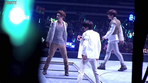 121208 Shinee World 2 Love Like Oxygen Dance Break Youtube