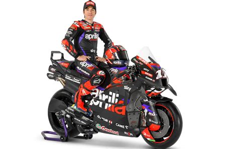 Photo Aprilia Reveals Slightly Revised Motogp Livery For