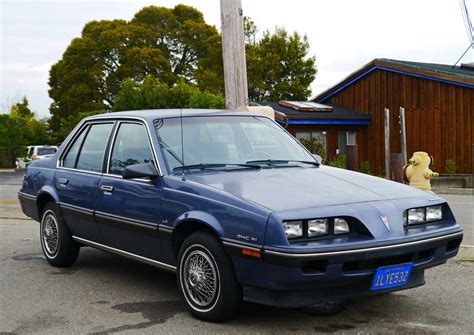 Sausalito California Usa 1984 Pontiac 2000 Sunbird Le Flickr