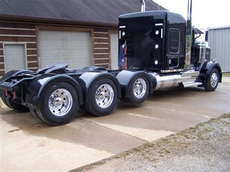 Kenworth Two Piece Cab And Cowl 2011 And Newer Panels By Roadworks