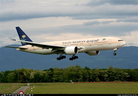 HZ AKH Boeing 777 268 ER Saudi Arabian Airlines Pedro De Alba