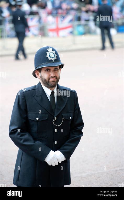 British Policeman Hi Res Stock Photography And Images Alamy