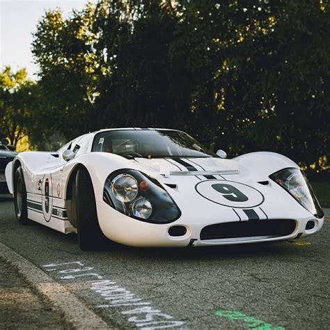 𝙲𝙰𝚁𝚂𝙺𝙴𝙴𝙽 on Instagram: “Would you drive this! Car: FORD GT MK4 Engine: 7.0L V8 Output: 500HP ...