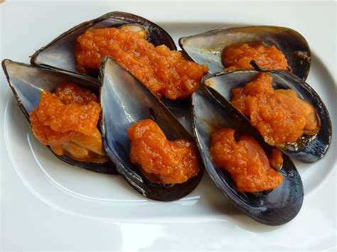 Charo Y Su Cocina MEJILLONES EN SALSA DE TOMATE PICANTE TMX