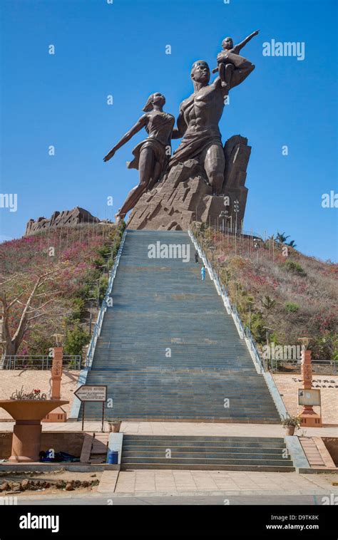 Monument De La Renaissance Africaine Banque De Photographies Et D