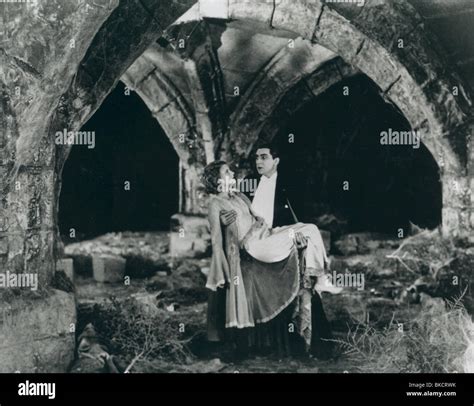 Dracula 1931 Helen Chandler Bela Lugosi Drca 008p Stock Photo Alamy