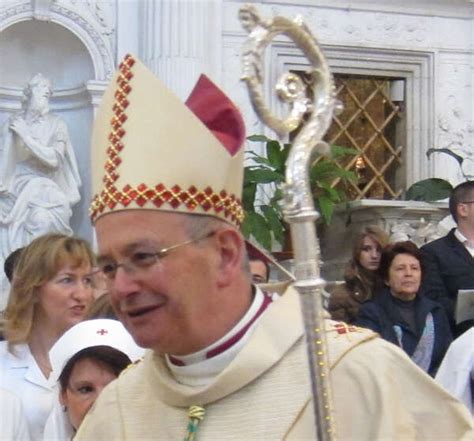 Covid Positivo Il Vescovo Di Aversa Mons Angelo Spinillo