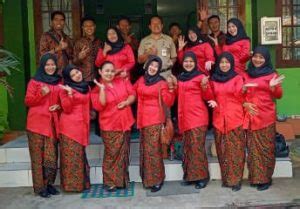 Dinas Pertanian Raih Juara Lomba Paduan Suara Hut Koperasi