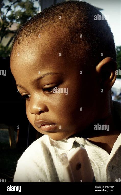 Enfant Réfugié Africain Banque De Photographies Et Dimages à Haute