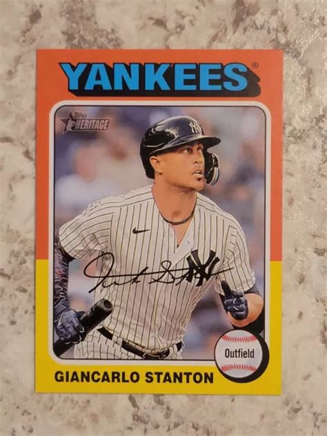 2024 TOPPS HERITAGE 33 Giancarlo Stanton court imprimé SP Yankees de