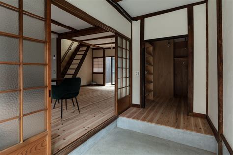 昭和小路の長屋Ⅱ｜賃貸向け京町家のリノベーション Yoshihiro Yamamoto Architects Atelier 土間