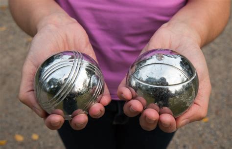 How to Play Petanque (Rules of Petanque) - French Your Way