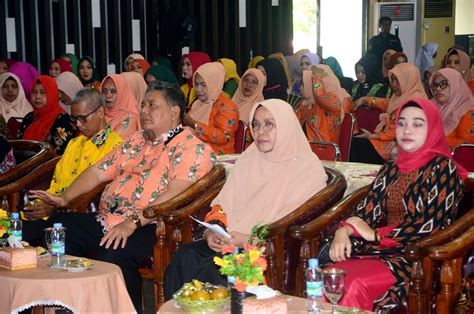 Bupati Inhil Membuka Lomba Dalam Rangka Hut Ke Dharma Wanita