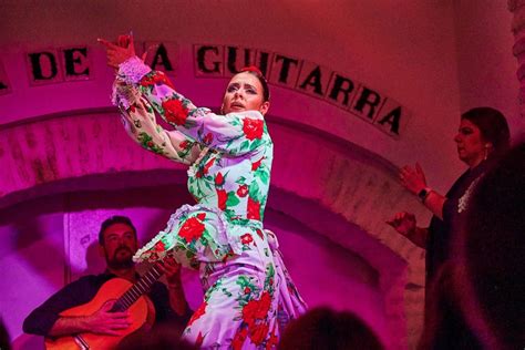 Flamenco Show At Casa De La Guitarra In Seville Civitatis