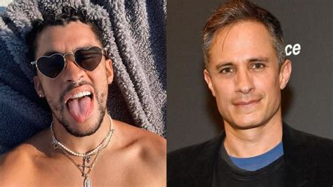 Bad Bunny Y Gael Garc A Bernal Se Besan En Fotos Filtradas En Qu