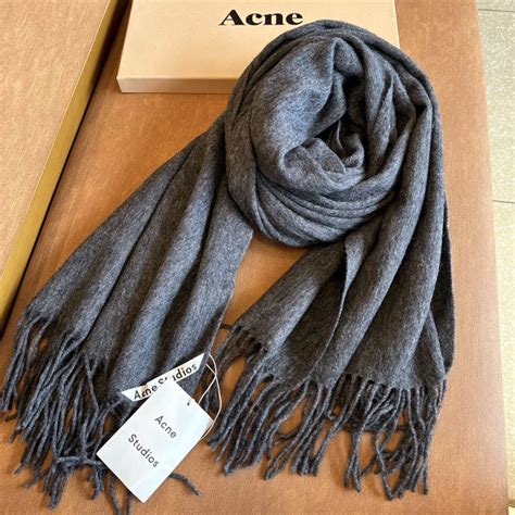Шарф Acne Studios - купить с доставкой по выгодным ценам в интернет ...