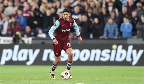 ¿juega Edson Álvarez Alineaciones De West Ham Vs Aston Villa A Qué